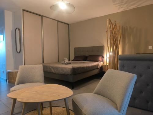 Postel nebo postele na pokoji v ubytování Stay In Tahiti