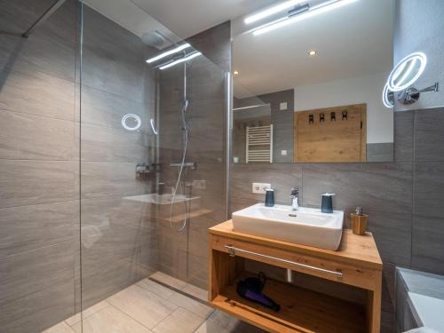 Ένα μπάνιο στο Chalet Pettneu am Arlberg - Top 2