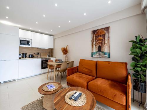 Renovated flat 250m from the beach - Town centre - 2BR 6p
