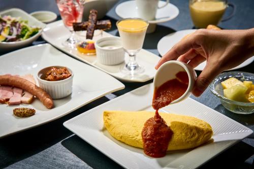 Jídlo v ryokanu nebo okolí