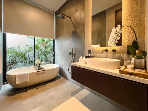 Phòng tắm tại Aquamarine Villas by BREIG