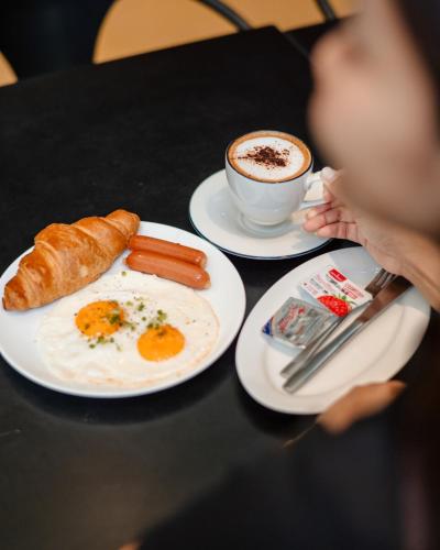 Đồ ăn tại/gần nhà trọ