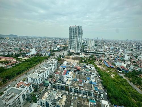 Vue générale sur An Khê ou vue de la ville depuis l'appartement