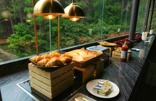 Φαγητό σε αυτό το ξενοδοχείο ή κάπου εκεί κοντά