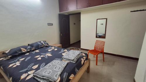 Ένα ή περισσότερα κρεβάτια σε δωμάτιο στο AMC Comfort Inn