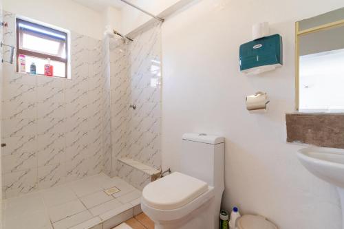 Ένα μπάνιο στο Emeli Hotel Luxury Suite