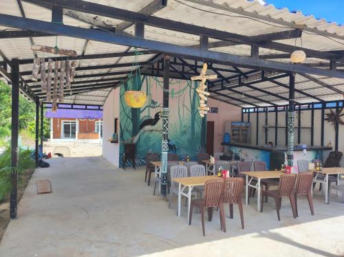 Το κτήριο όπου στεγάζεται  το hostel