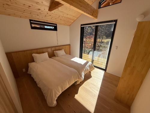 Arbor Chalet