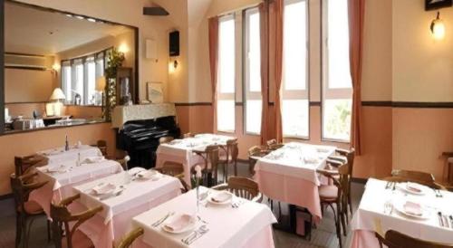 Χώρος καθιστικού στο Country Inn The White Marine