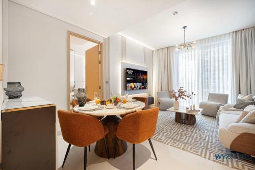Ritz 1BR Vida Dubai Mall Hotel Amenity & Mall Access