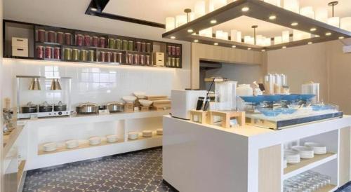 Παροχές για τσάι/καφέ στο Echarm Hotel Changsha Yuelu Mountain West Bus Station Metro Station