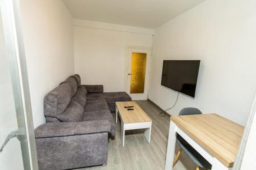 تلفاز و/أو أجهزة ترفيهية في Apartament with balcony