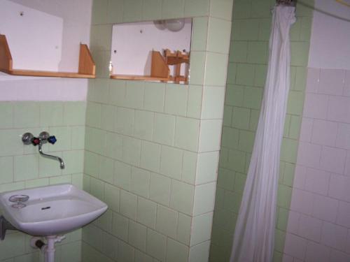 A bathroom at Robotnícka ubytovňa Bodice 104