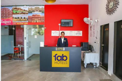 Ο χώρος του λόμπι ή της ρεσεψιόν στο FabHotel Grand Capitol