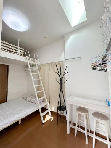 Ikebukuro Center! Ikebukuro 6min walk!池袋中心地带! 池袋车站步行6分!loft阁楼!公寓干湿分离! 智能马桶! 高速无限制网路! 103