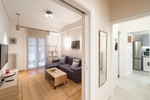 Radiant Apt near Lycabettus