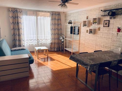 Et tv og/eller underholdning på Martianez