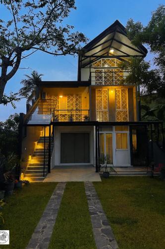 Το κτήριο όπου στεγάζεται  η παραθεριστική κατοικία