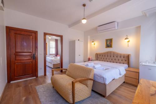 Ένα ή περισσότερα κρεβάτια σε δωμάτιο στο Empress sophia hotel oldcity