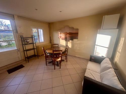 Kuchyň nebo kuchyňský kout v ubytování Beaurivage