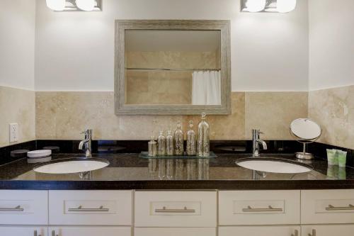 Φωτογραφία από το άλμπουμ του Bahamas Dream - Beach Luxury Vacation σε Winton Heights