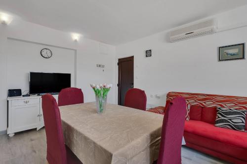 City View Apartment