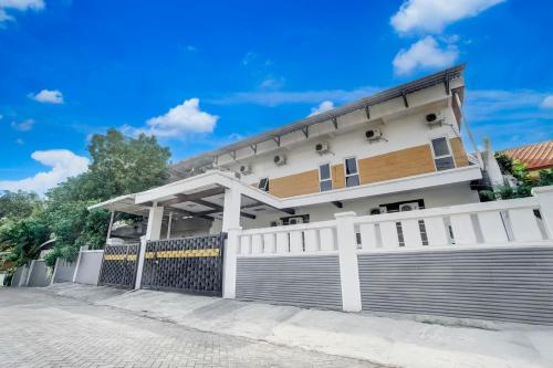 Το κτήριο όπου στεγάζεται  το ξενοδοχείο