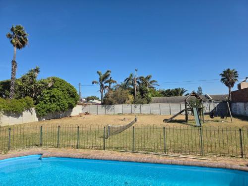 Φωτογραφία από το άλμπουμ του Large 3 bedroom house, close to Bayside Mall & Beach σε Cape Town
