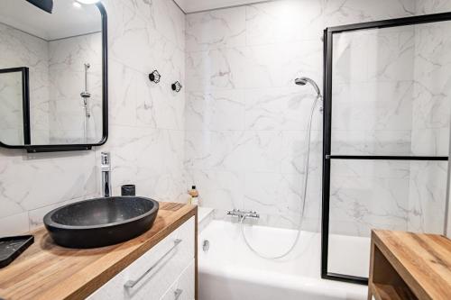 Koupelna v ubytování L'S-Kal-56, design et cosy !