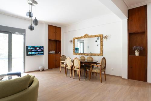 Bright Urban Retreat in Athens