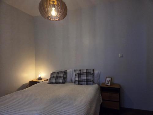 Postel nebo postele na pokoji v ubytování Luxury 3-bedroom apartment for up to 6 people in the city center