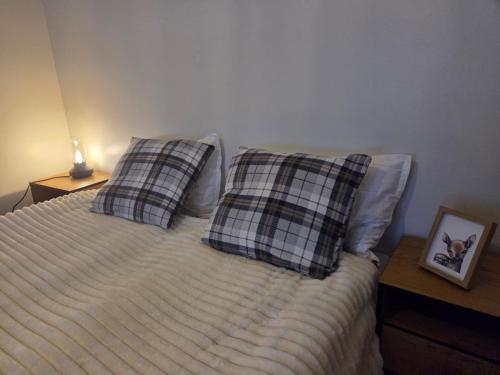 Postel nebo postele na pokoji v ubytování Luxury 3-bedroom apartment for up to 6 people in the city center