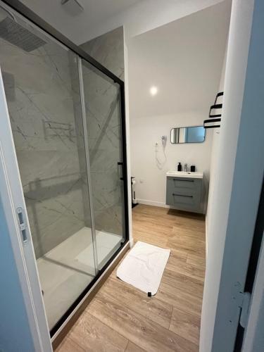 Koupelna v ubytování Montréal, Maison pétillante et accueillante