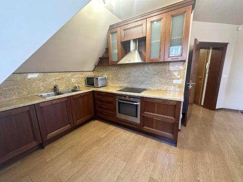 Η κουζίνα ή μικρή κουζίνα στο Flower garden in Lozenetz by 7th Sence