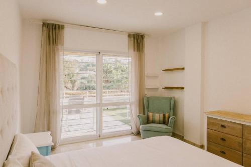 Precioso apartamento con terraza frente al golf