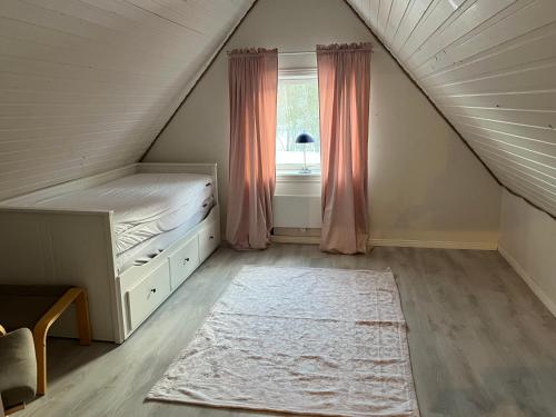 Postel nebo postele na pokoji v ubytování Jularpscity