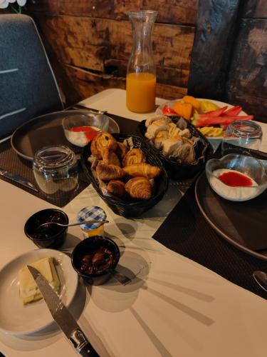 Jídlo v hotelu nebo okolí