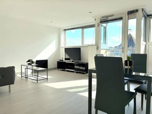 Un lugar para sentarse en Modern 2-Bed Apartment in York City Centre - Walk to Christmas Market and Top Attractions