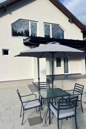 Αίθριο ή υπαίθριος χώρος στο The W Villa