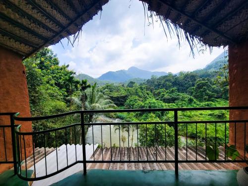 Nespecifikovaný výhled na hory nebo výhled na hory při pohledu z hotelu