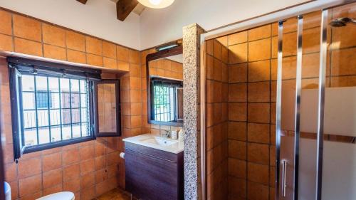 Ένα μπάνιο στο Fuente de la Gitana Rute by Ruralidays