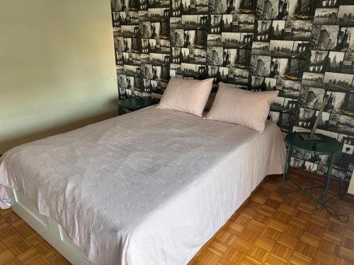 Postel nebo postele na pokoji v ubytování Large apartment near Porto- Paços de Ferreira