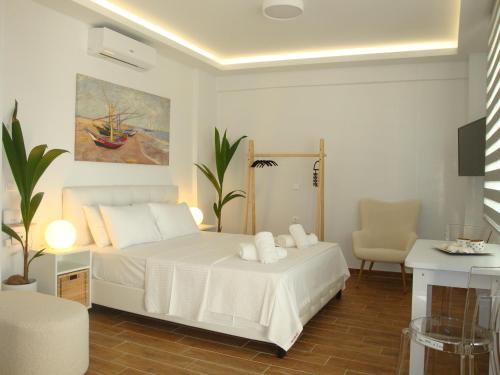 Centre Penthouse With SeaView