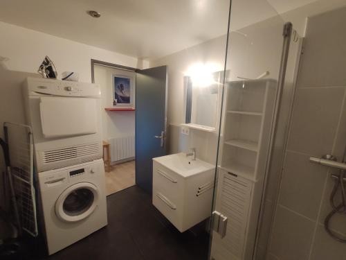 Et badeværelse på Maison de village 4 à 6 personnes