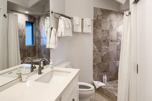 Et badeværelse på Pali Ke Kua #215