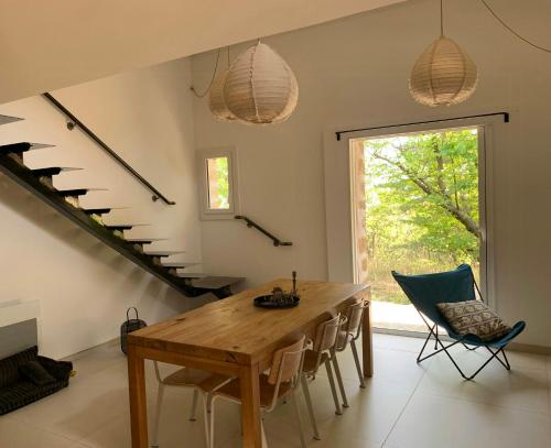 Istumisnurk majutusasutuses House With Pool In Monts D'ardèche