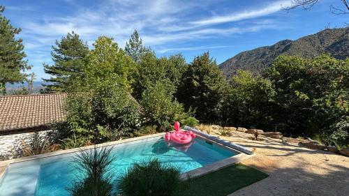 Bassein majutusasutuses House With Pool In Monts D'ardèche või selle lähedal