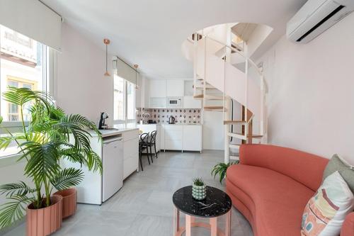 Kuchyň nebo kuchyňský kout v ubytování ChezmoiHomes PATIO de SOMBRA Urban Suites