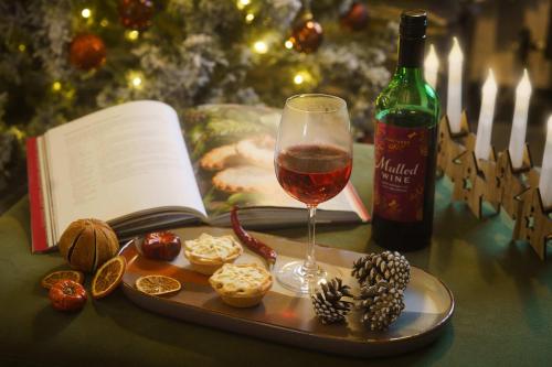 Joogid majutusasutuses Spacious - Contemporary 2BR Apartment - Central Ambleside - Parking