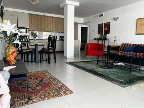 Stunning 3 Bed